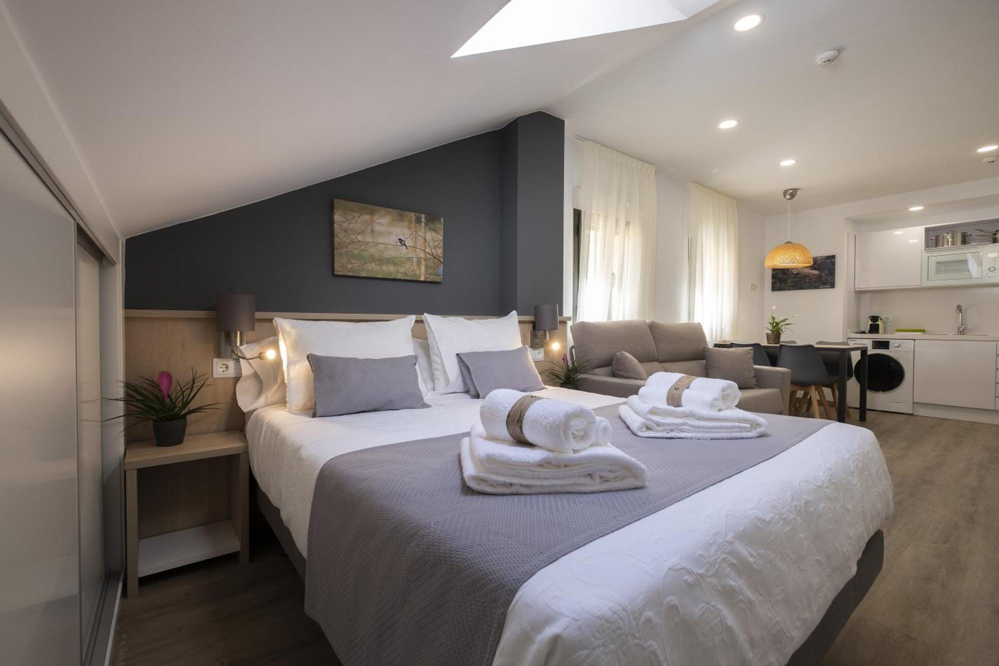 Luxor Torre Del Clavero Apartments Σαλαμάνκα Εξωτερικό φωτογραφία